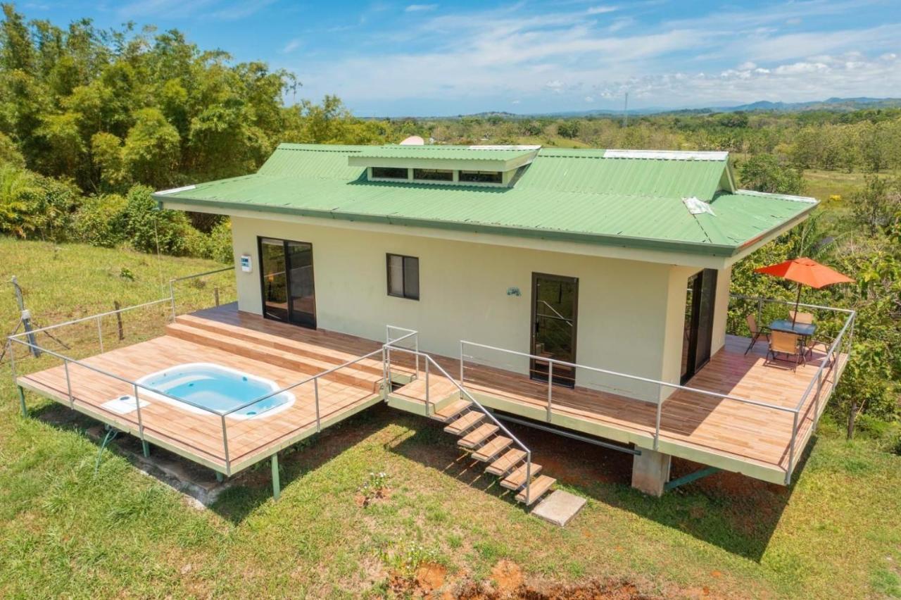 Villa Kiskadee - Beautiful Mountain Views With Private Pool Quepos Eksteriør bilde